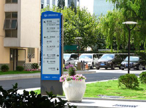  休宁哪些因素影响宣传栏的制作？